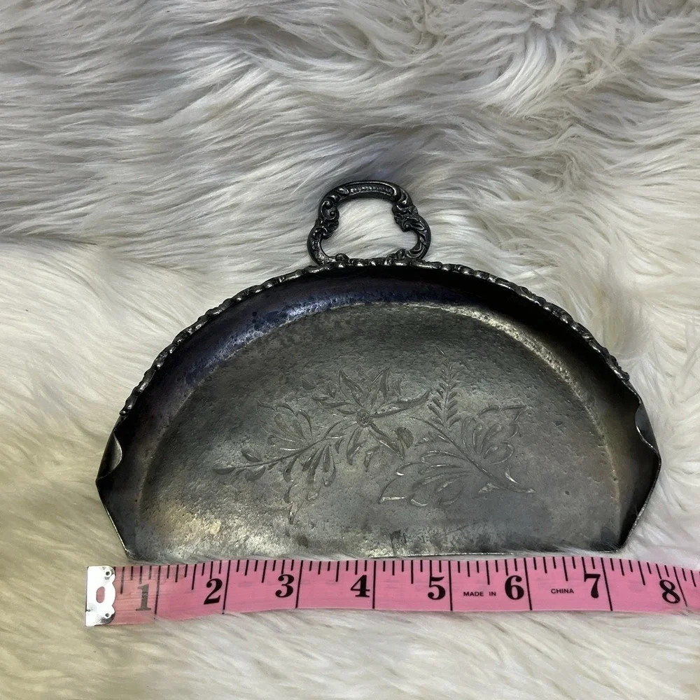 New England Table Crumb Tray‎ Quadruple Plate Silent Butler Metal Floral Design